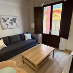 Madreselva شقة *